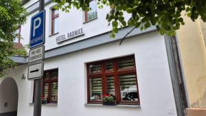 Hotel Radnice Dobrovice