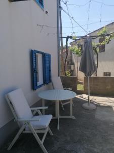 Dugi otok, Žman, Stara pošta