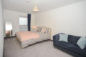 Seaview City Lodge , 2- bedroom flat with Parking