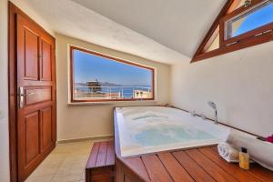 Villa Sari - Luxury stay private pool & jacuzzi