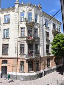 Апартаменти з виглядом на історичний центр Львова