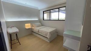 Beachfront 3-Bedroom Family Suite with Sunset View