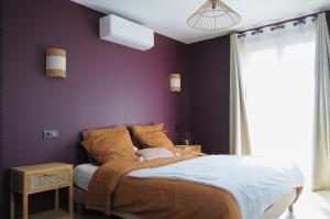 Maisons de vacances Maison spacieuse et acces independant au centre-ville de Tournus : photos des chambres