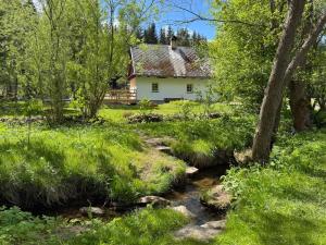 Chaloupka u Bílého potoka
