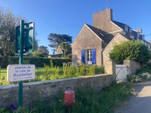 Maisons de vacances Maison artistes bord de mer Rostellec : photos des chambres