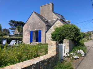 Maisons de vacances Maison artistes bord de mer Rostellec : photos des chambres