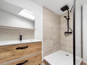 Appartements Maison spacieuse, proche commodites & transports : photos des chambres