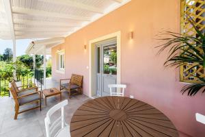 Zefiros Corfu Kanoni home