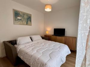 Appartements Piccolo Studio, logement neuf avec parking gratuit : Studio