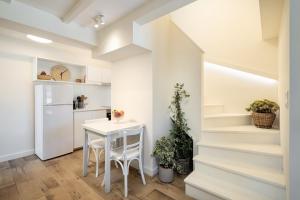 Zefiros Corfu Kanoni home