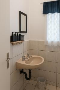 La Roca Self Catering & Accommodation