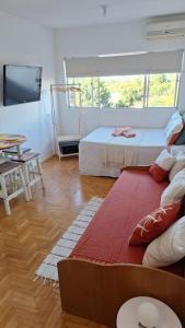 Studio confortável e bem localizado