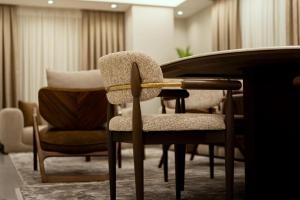 شقه فندقيه فاخره مدينه نصر متفرع من مكرم عبيد