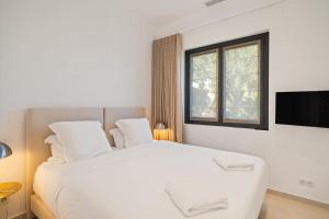 Hotels Hotel Le Roquebrune : photos des chambres