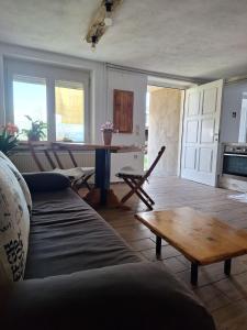 Sunny Karla apartment Dramlje 