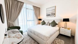 Luxury 2BHK & Lagoon view