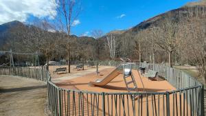 Appartements T2 familial 4-5 pers bord de la neste, parking prive gratuit : photos des chambres