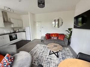 City Centre Embankment Apartments Superb Location