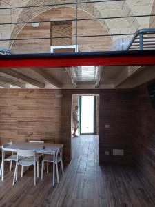 Antica casa con volte a vista