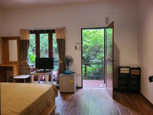 Cozy house by the sea