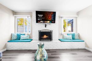 Serene Sanctuary Pool, Hot Tub and Game Room