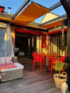 Stylish loft apartment on the outskirts