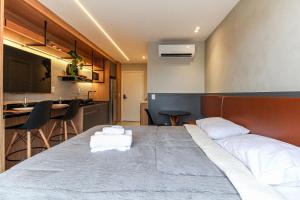 FL2101 - Maravilhosa cobertura Metrô Faria Lima