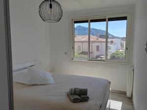 Pointe Rouge near beach & marina