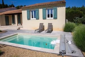 Maisons de vacances Maison avec piscine a Maussane les Alpilles : photos des chambres