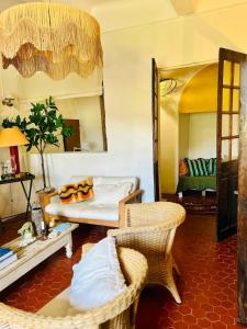 Maisons de vacances Charming 17th-century presbytery : photos des chambres