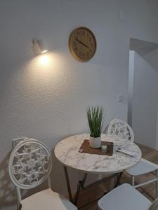 Apartments&studio Villa Antigona