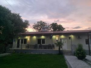 Apartments&studio Villa Antigona