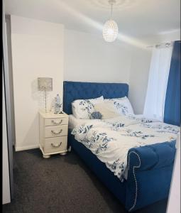 Stylish 3BR Home in High Wycombe - Ubytování bez kategorie ve městě High Wycombe