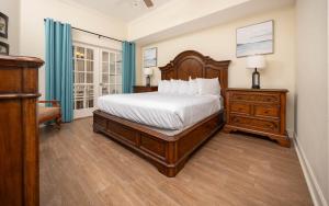 Phoenix West 2202 condo