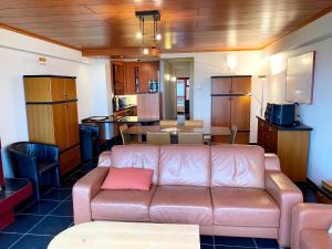 Chic Urban Seaside Apartment