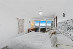 The Cove - best ocean views - sleeps 6