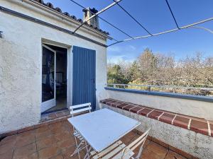 Villa Provençale avec Piscine Privée et Grand Jardin à Mons - FR-1-779-14