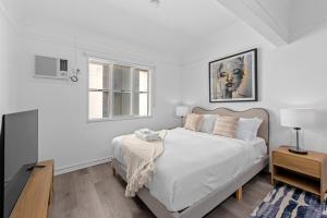 Modern City Centre Studio - Short walk to Hospital