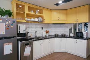The Simple Living SingleRoom
