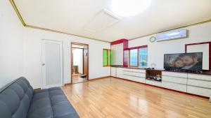 Chuncheon Allday Pension