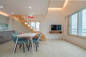 Yeosu Yellow Sub Marine