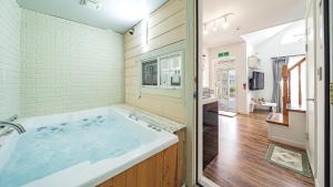 Ganghwado Eden Kids Pension