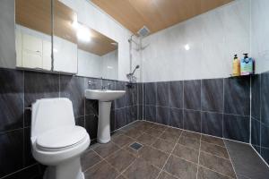 Gapyeong Maid Spa Pension N Pool Pension