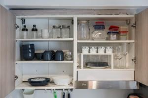 C185 Centrio 2BR Condo Walk to Mall Near Town