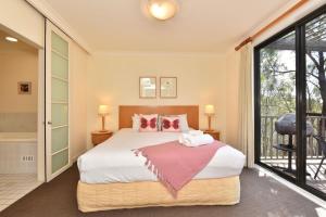 Private 1bdr Villa Champagne located within Cypress Lakes Resort