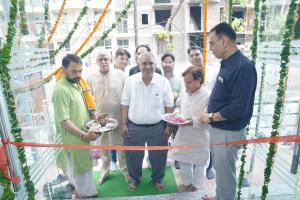 HOTEL MADHAVi PALACE