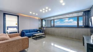 Gampo Beach Hill Pool Villa