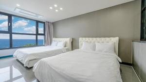 Gampo Beach Hill Pool Villa