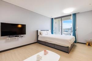 Yeosu Stay and For You