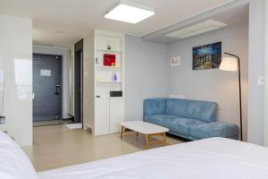 Yeosu Stay and For You